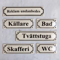 Emaljskylt - Skafferi vit/svart
