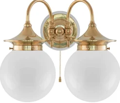 Vägglampa - Tigerstedt mässing, opalvita klot