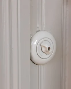 Vridströmbrytare trapp vitt porslin - THPG infällt